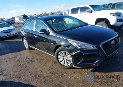 2016 Hyundai Sonata Hybrid Se z USA, uszkodzony, nr VIN KMHE24L17GA014571